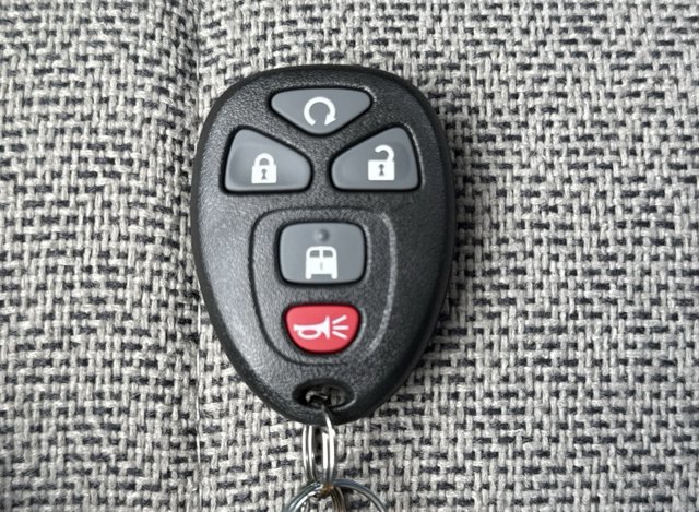 New 2025 Chevrolet Express 3500 LS image 18