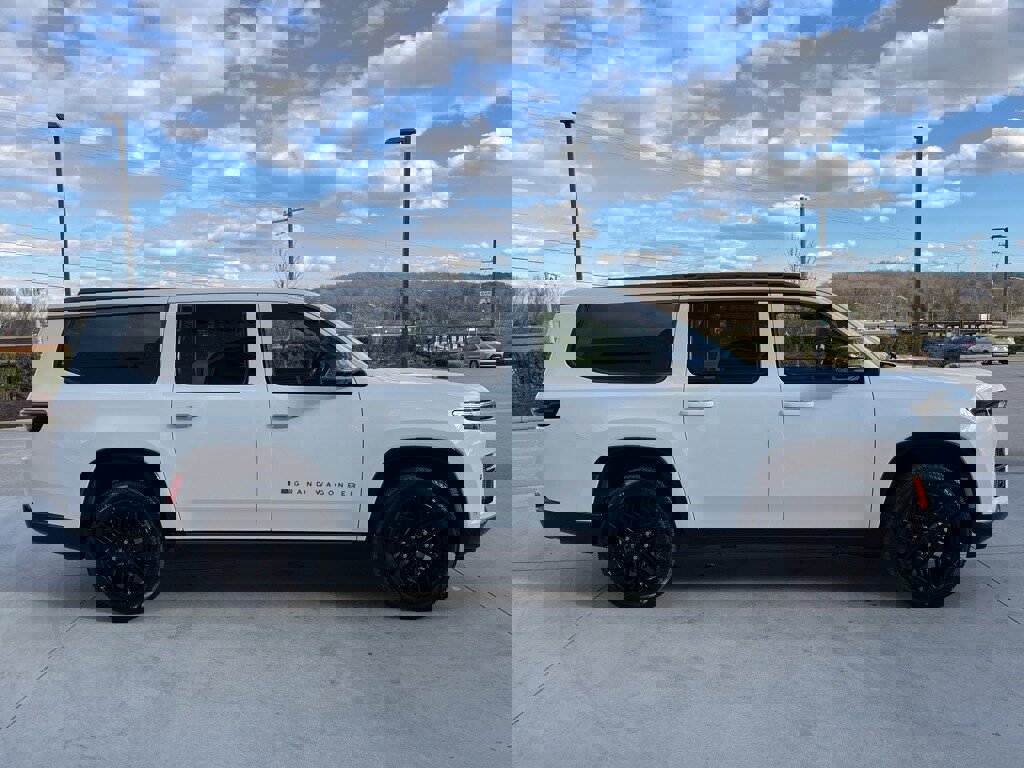 New 2026 Jeep Grand Wagoneer L Limited image 23