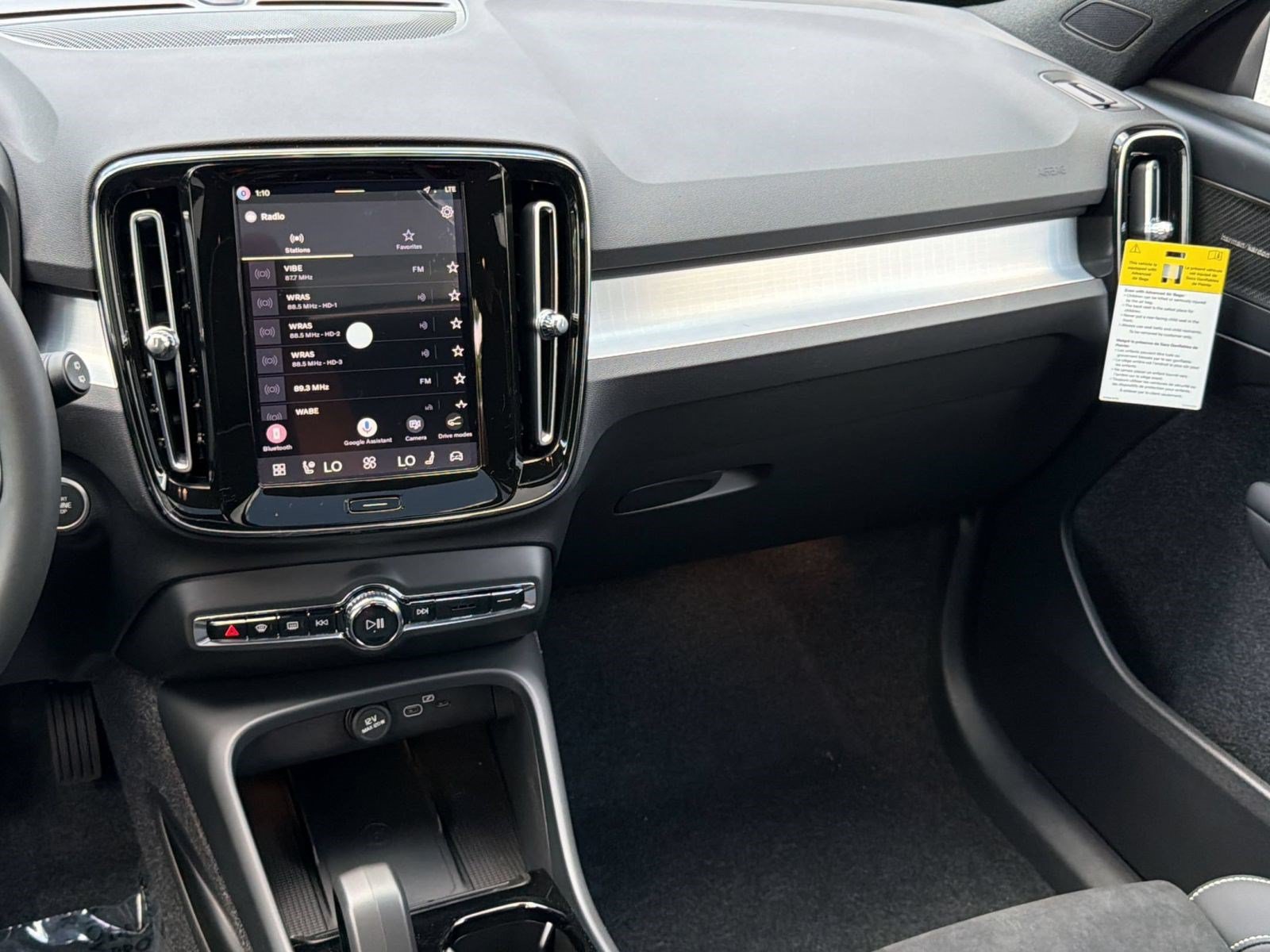 New 2026 Volvo XC40 B5 Ultra w/ Climate Package AWD/4WD image 27