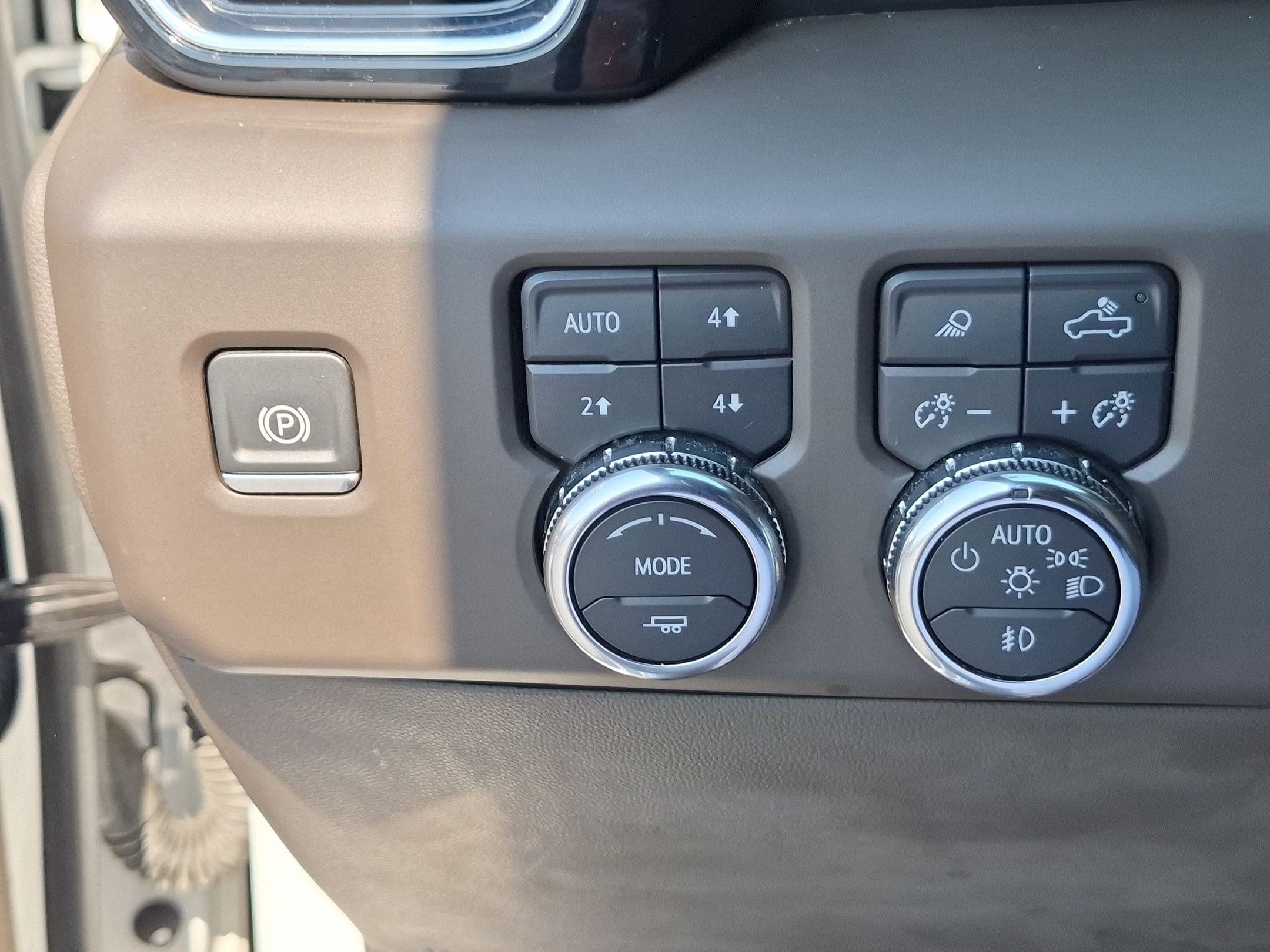Used 2023 GMC Sierra 1500 Denali AWD/4WD image 17