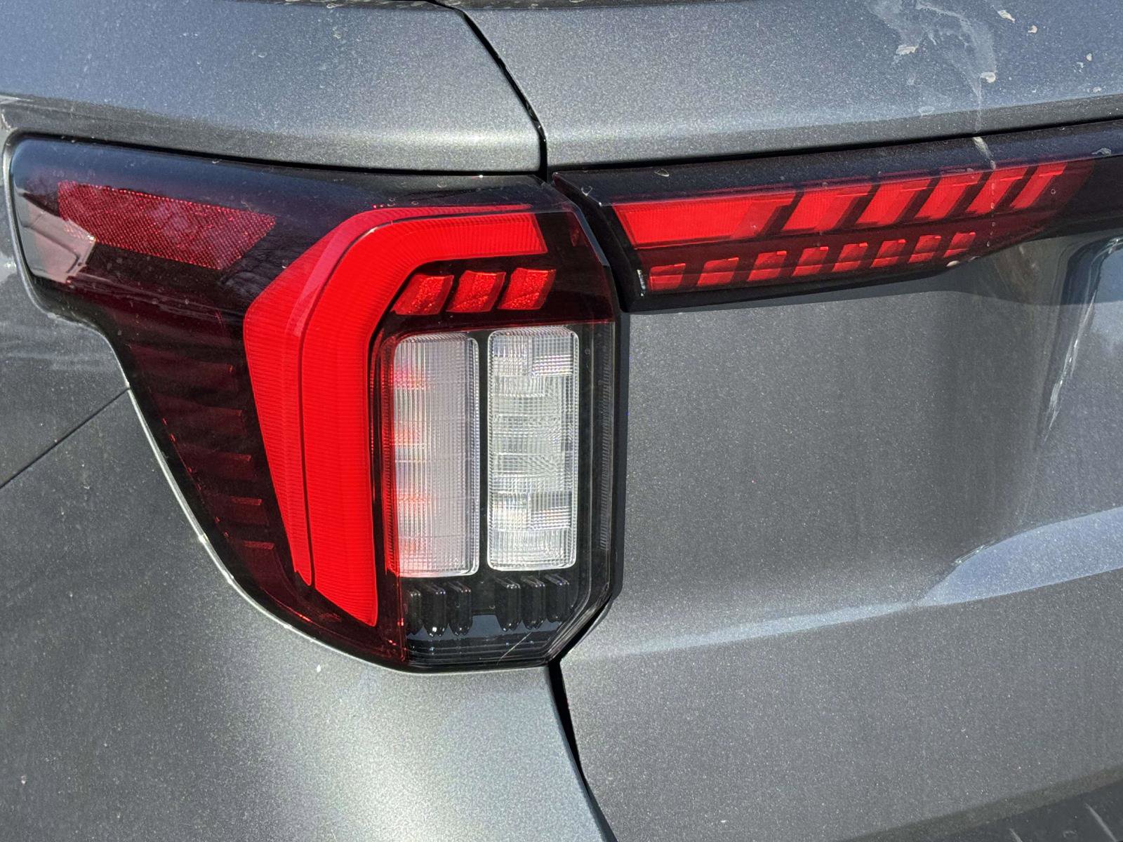New 2026 Ford Explorer ST-Line image 9