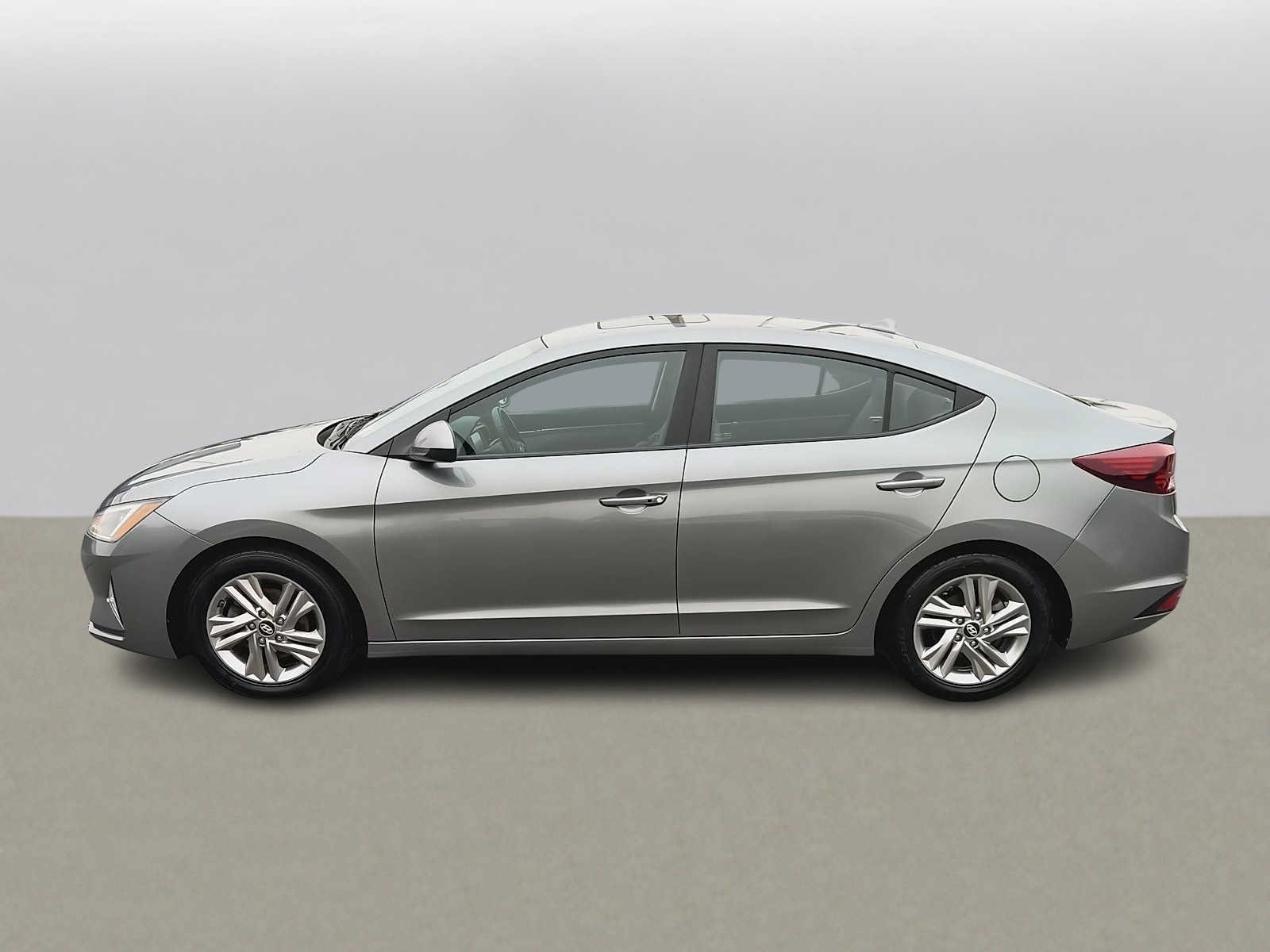 Used 2019 Hyundai Elantra Value Edition w/ Cargo Package FWD image 5