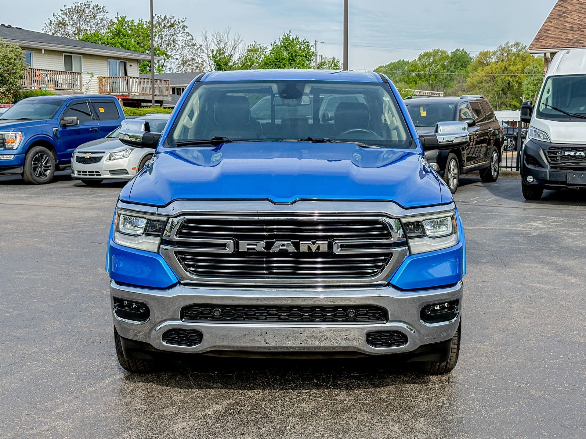 Used 2020 RAM 1500 Laramie AWD/4WD image 3