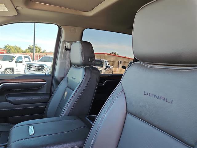 Used 2025 GMC Sierra 2500 Denali w/ Denali Reserve Package image 12