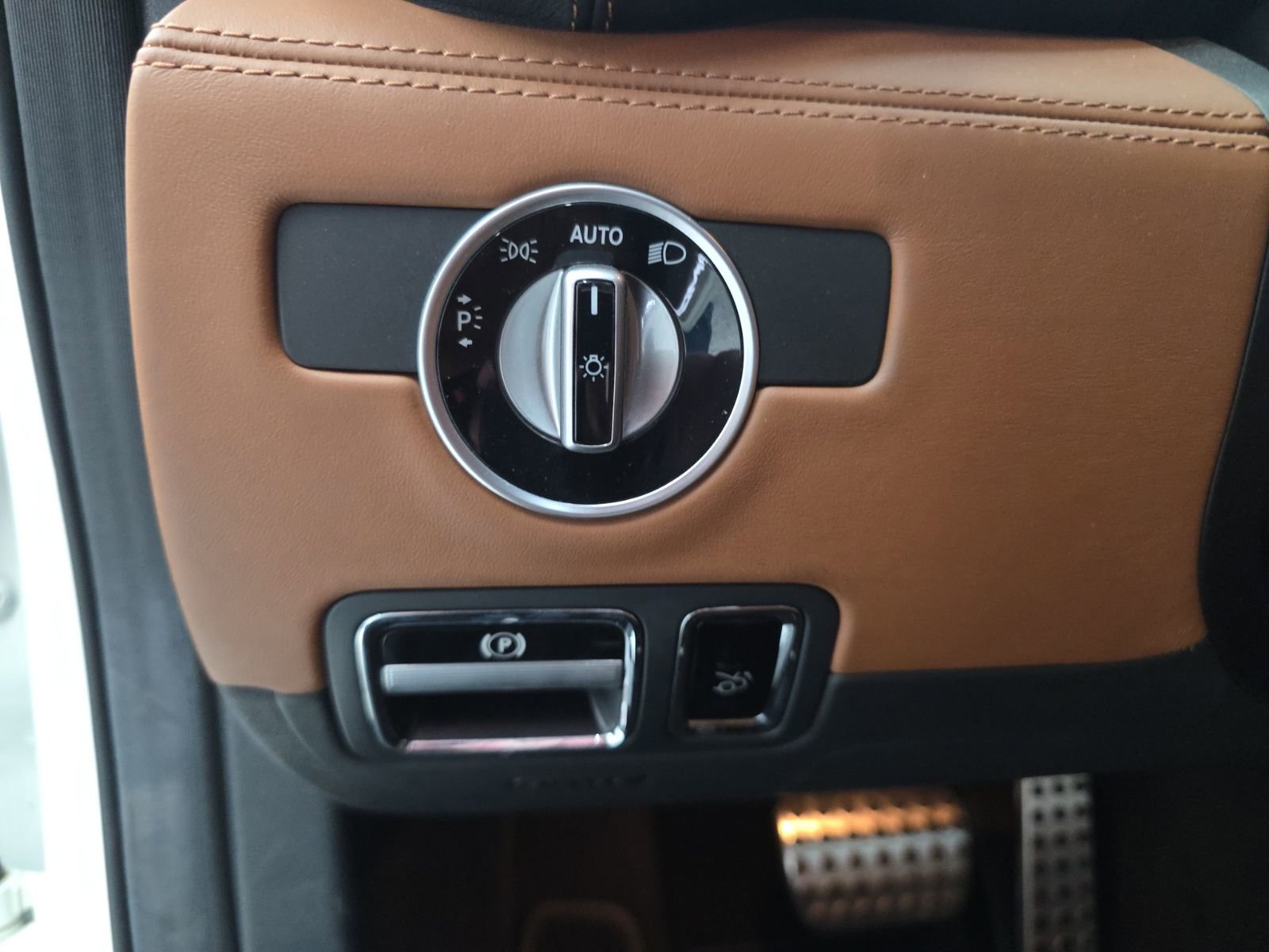 Used 2018 Mercedes-Benz AMG GT C image 19