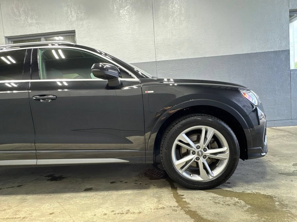 Used 2020 Audi Q3 2.0T Prestige w/ Prestige Package AWD/4WD image 9