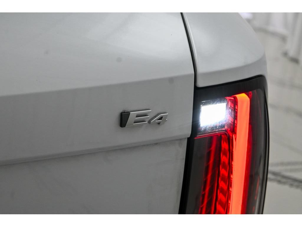 New 2027 Cadillac Optiq Premium Luxury AWD/4WD image 38