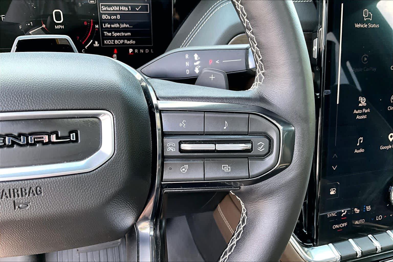 Used 2026 GMC Yukon XL Denali Ultimate AWD/4WD image 25