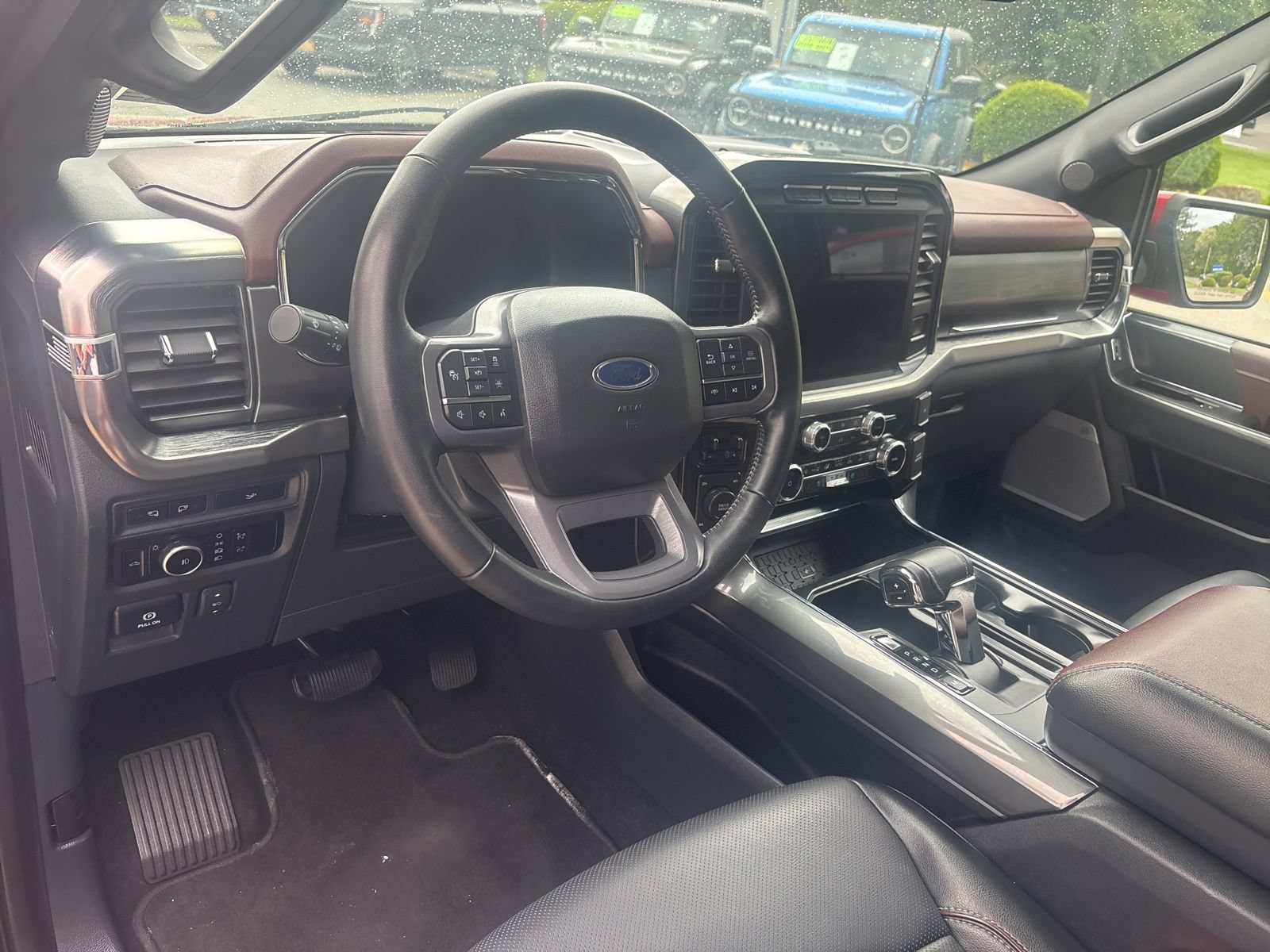Certified 2023 Ford F150 Lariat w/ Equipment Group 502A High AWD/4WD image 11