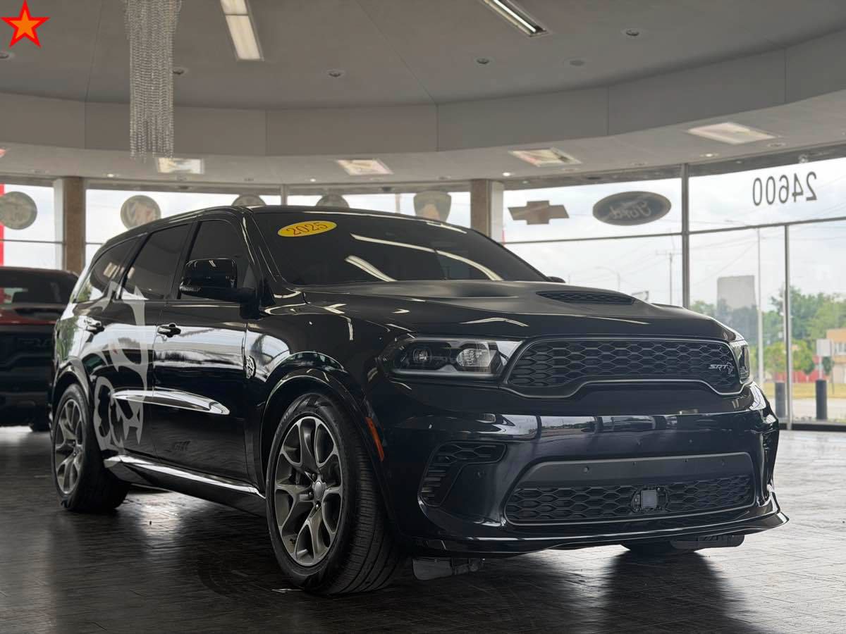 Used 2025 Dodge Durango SRT Hellcat AWD/4WD image 4