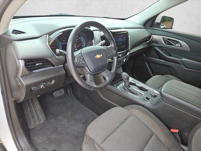 Used 2021 Chevrolet Traverse LT image 15