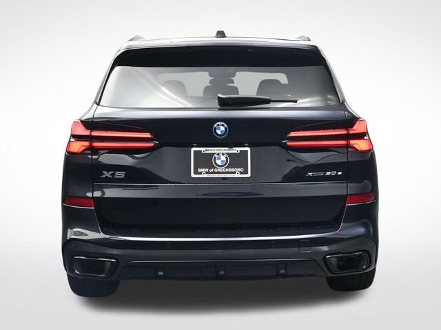 New 2026 BMW X5 xDrive50e w/ M Sport Package AWD/4WD image 6