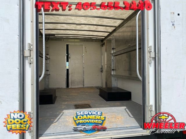 Used 2023 GMC Savana 3500 w/ Power Convenience Package RWD image 5