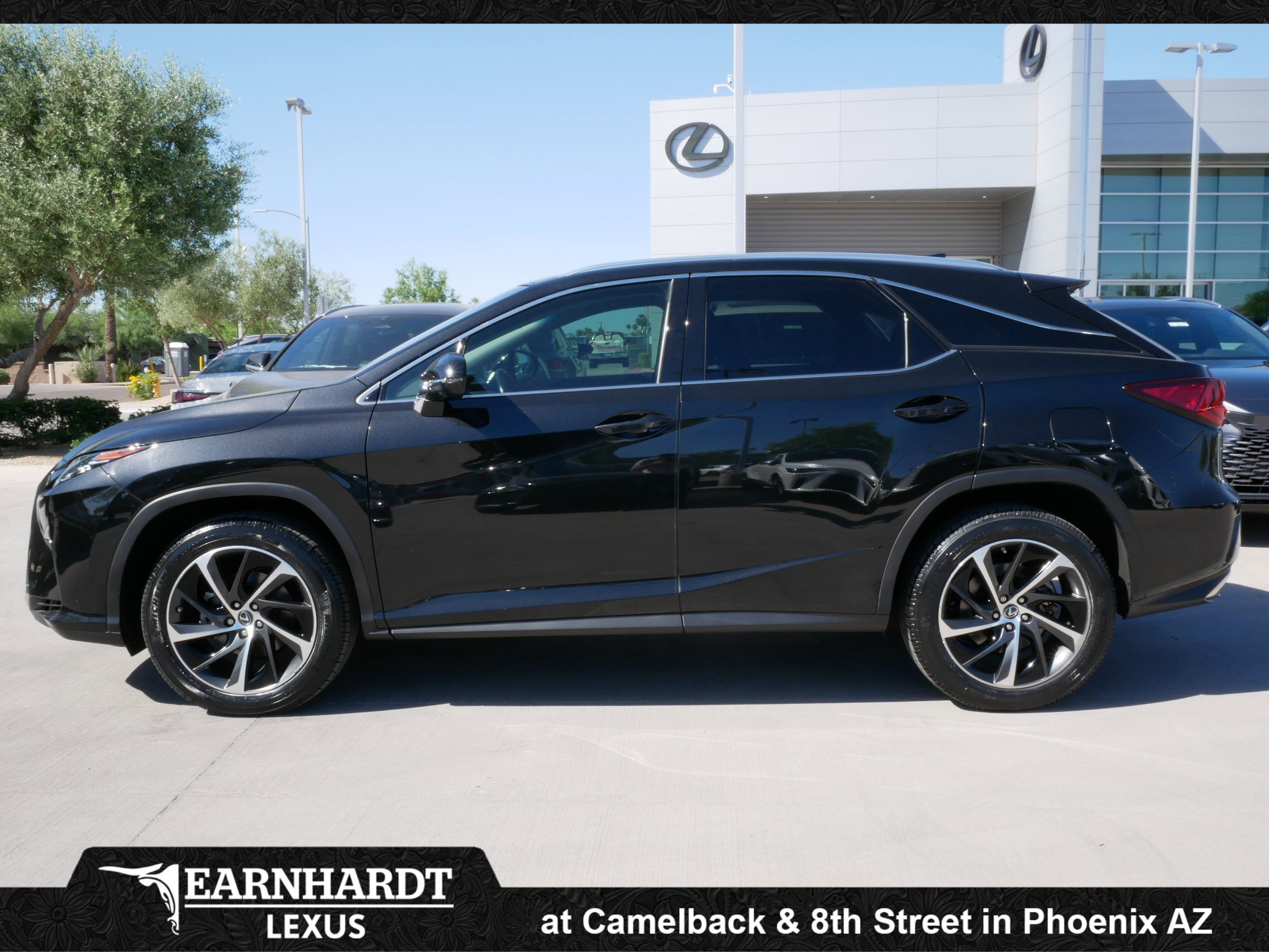 Used 2019 Lexus RX 350 FWD w/ Luxury Package image 3