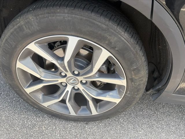 Certified 2023 Acura MDX FWD w/ Technology Package image 8