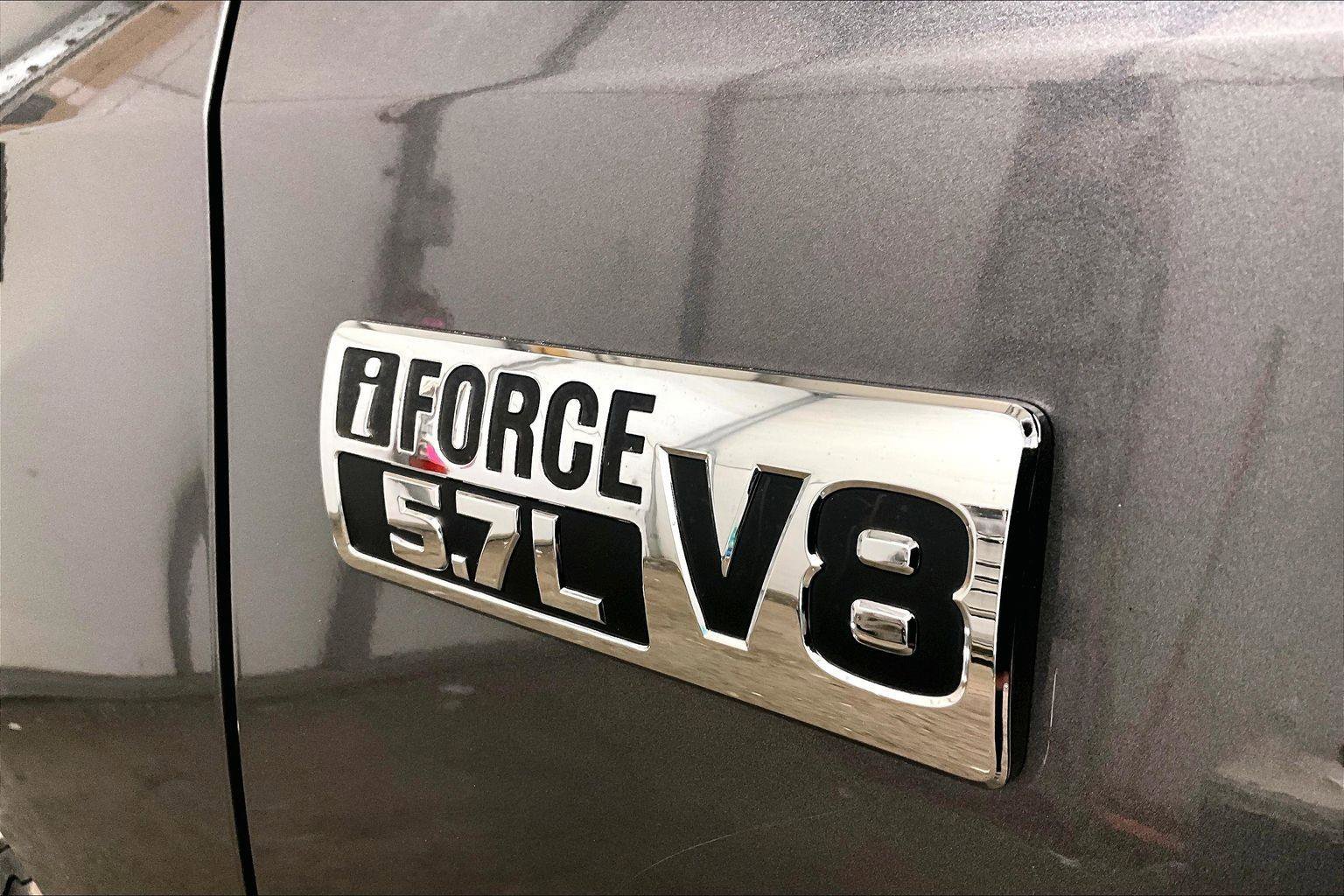 Used 2016 Toyota Tundra SR5 image 13