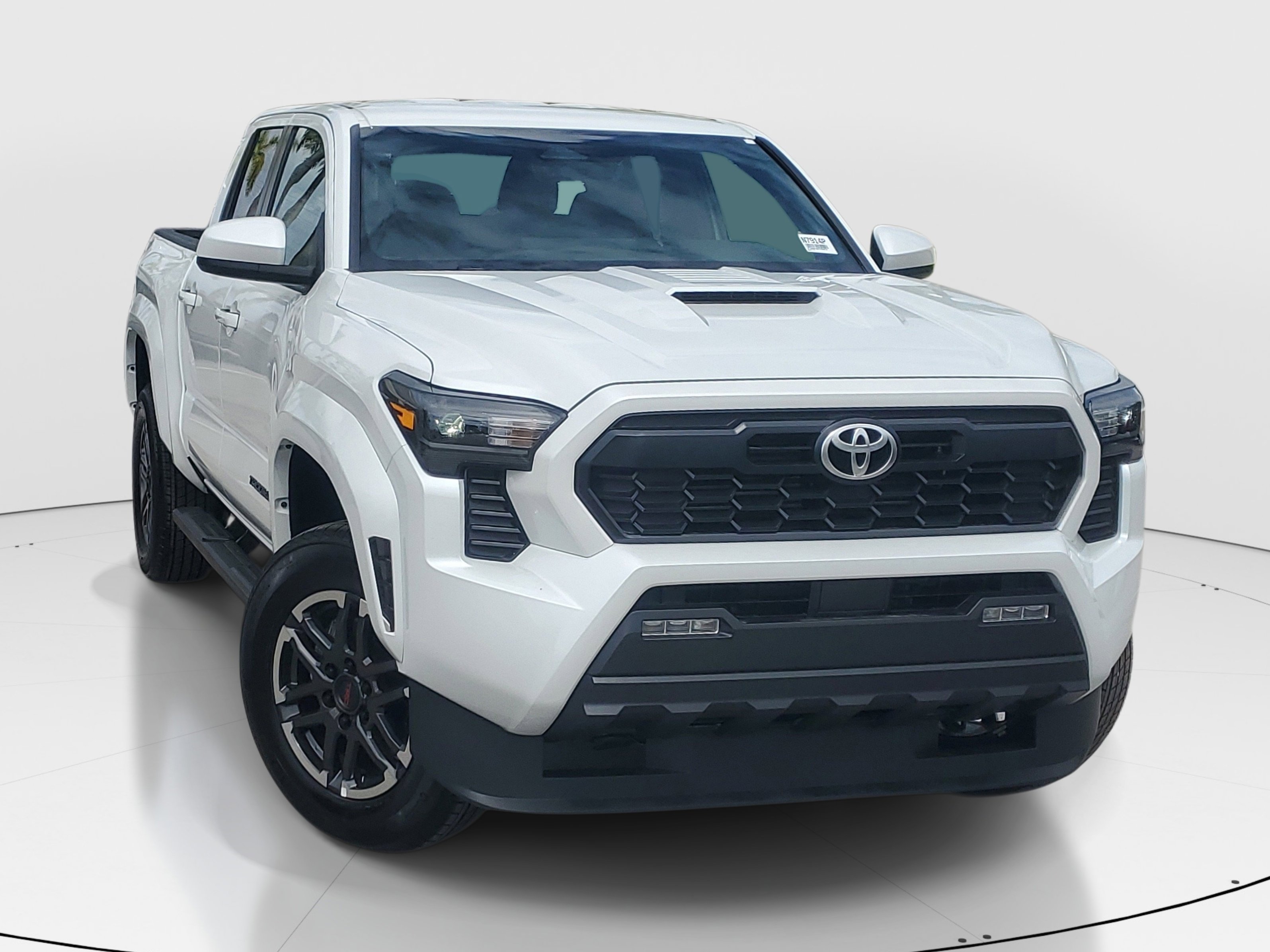 Used 2025 Toyota Tacoma TRD Sport RWD image 2