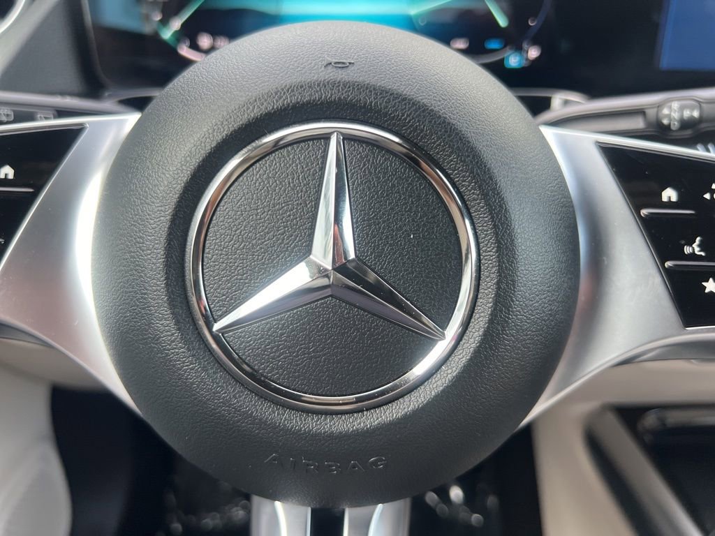 Used 2025 Mercedes-Benz GLA 250 4MATIC image 54