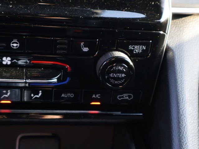 Used 2024 Jeep Grand Cherokee Altitude image 33