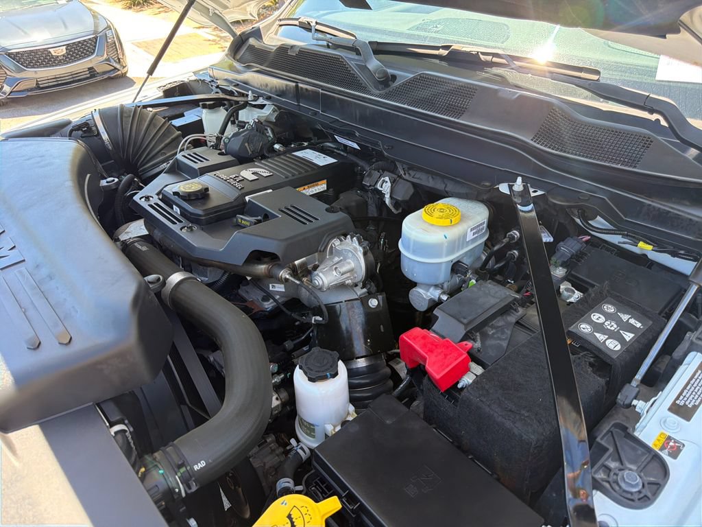 Used 2022 RAM 2500 Laramie w/ Night Edition AWD/4WD image 18