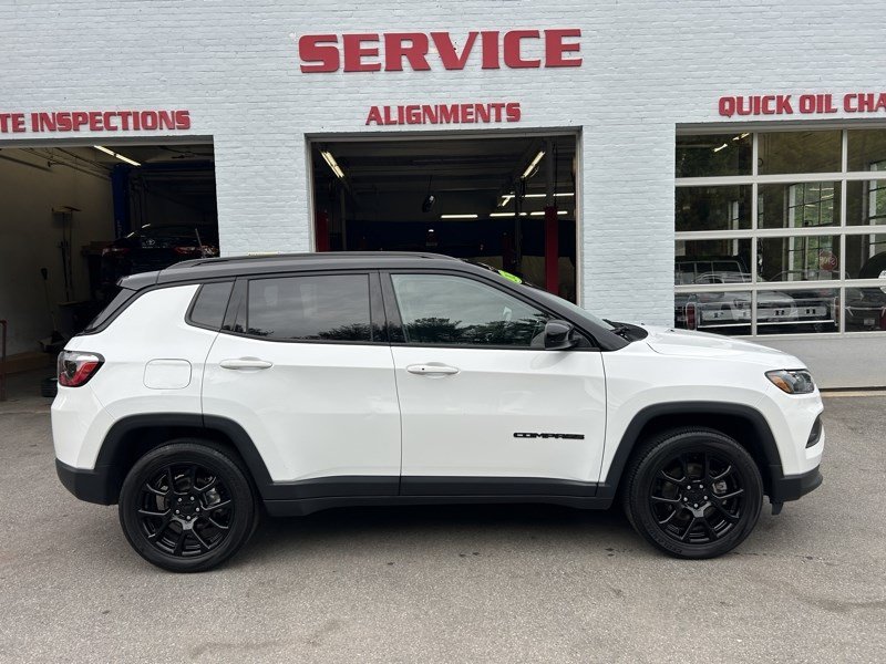 Used 2022 Jeep Compass Latitude w/ Sun and Sound Group