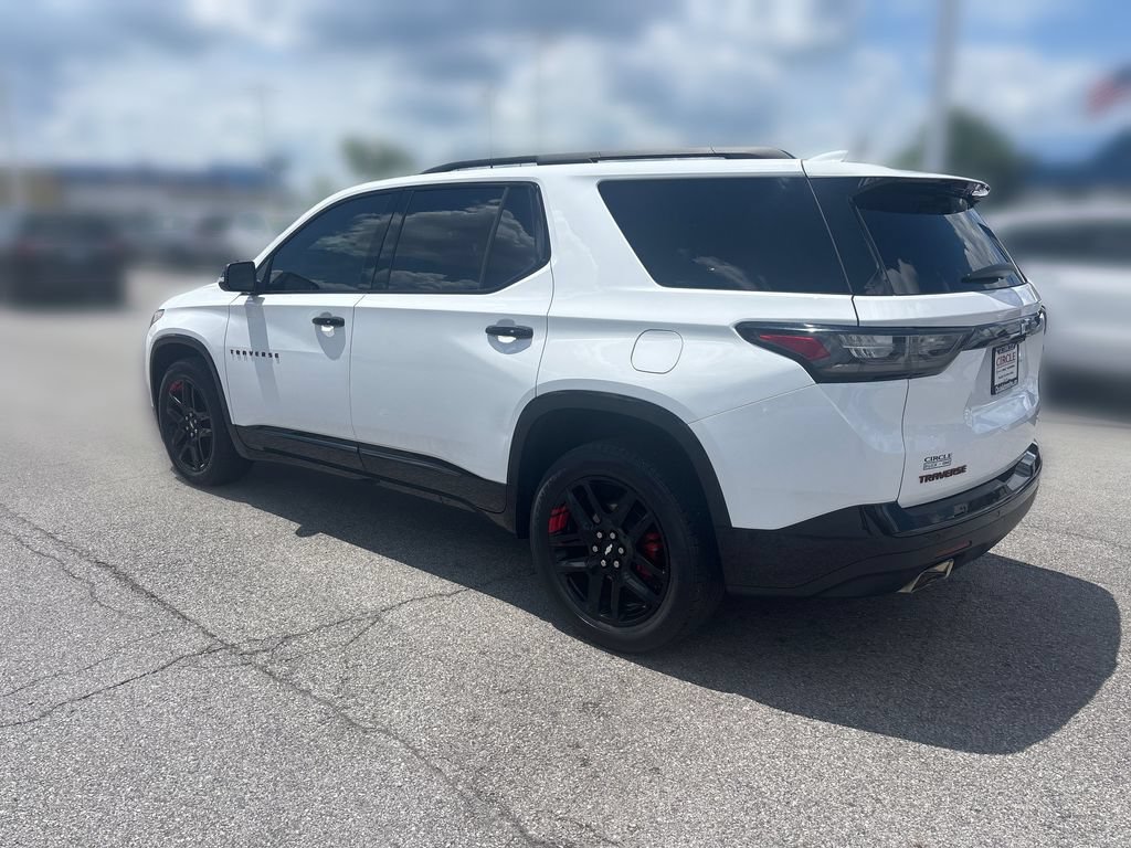 Used 2021 Chevrolet Traverse Premier w/ Redline Edition AWD/4WD image 4