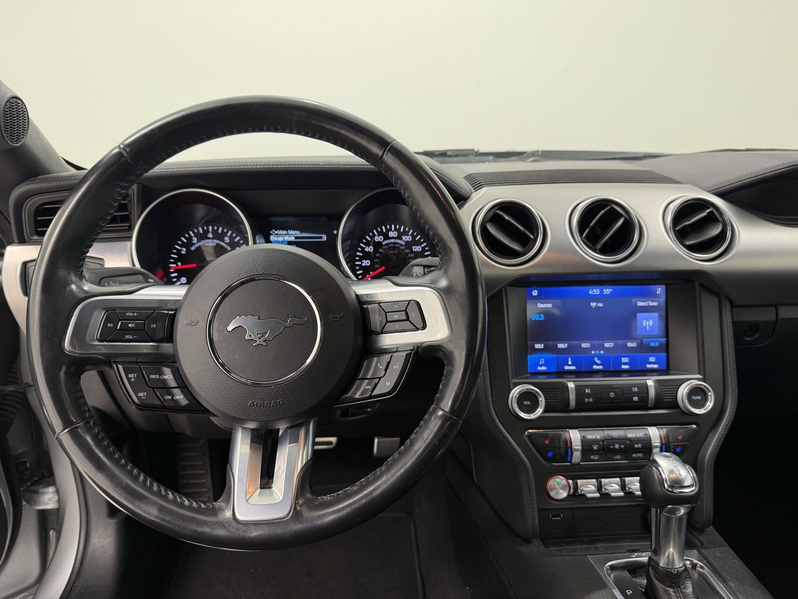 Used 2023 Ford Mustang Premium image 18