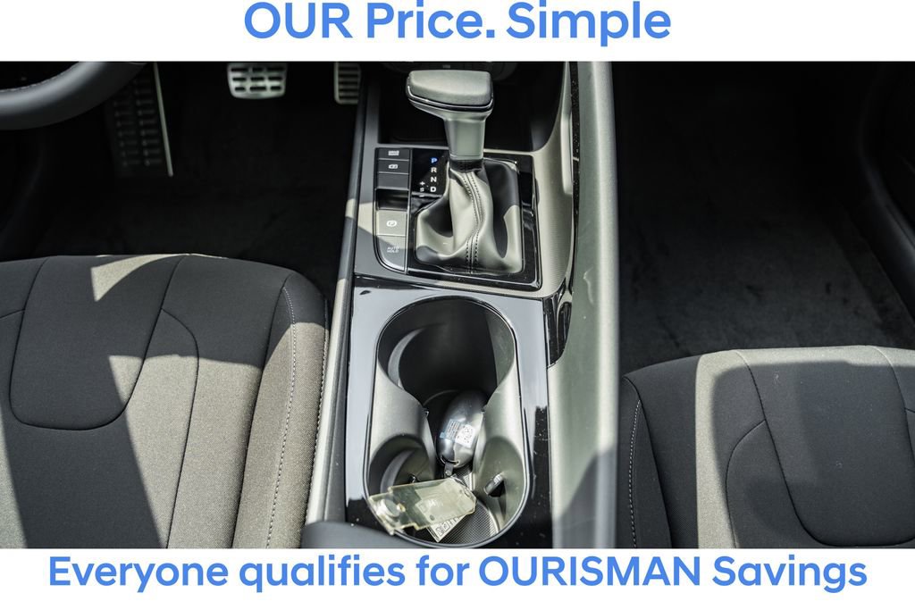 New 2025 Hyundai Elantra SEL image 16