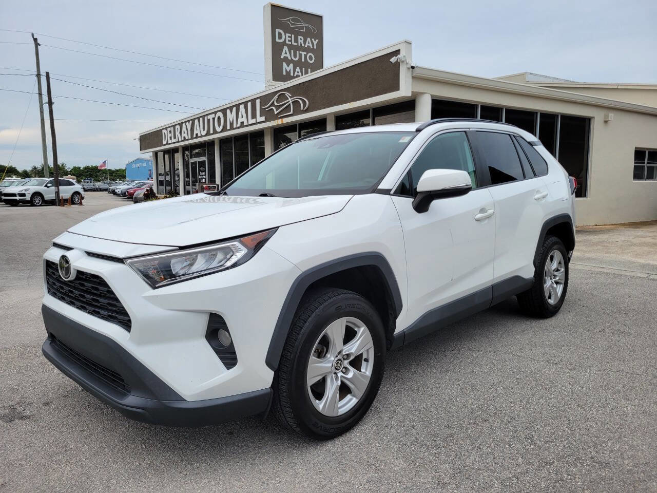 Used 2021 Toyota RAV4 XLE