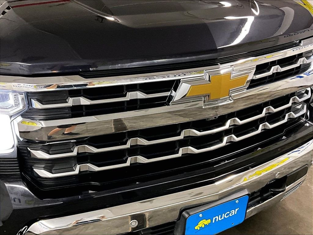 Used 2022 Chevrolet Silverado 1500 LTZ w/ LTZ Premium Package AWD/4WD image 29