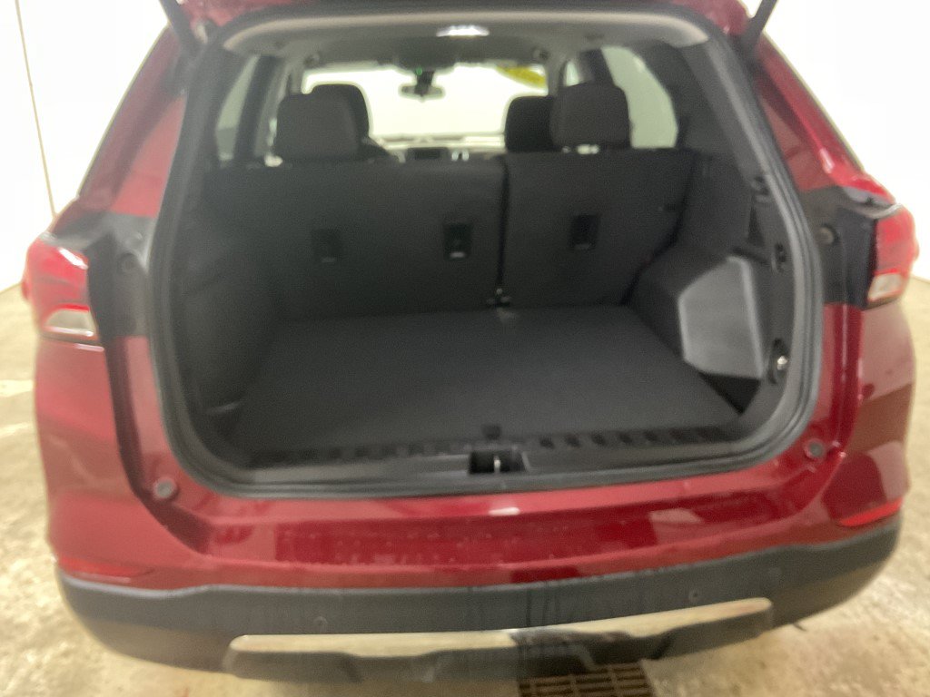 Used 2024 Chevrolet Equinox LT AWD/4WD image 7