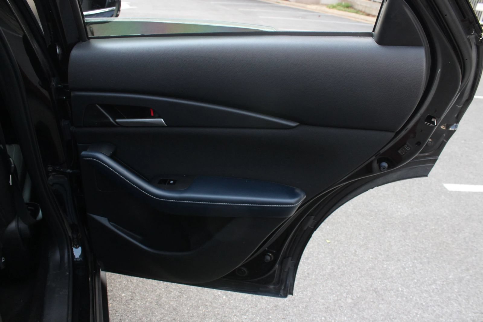 Used 2021 MAZDA CX-30 FWD 2.5 S image 24