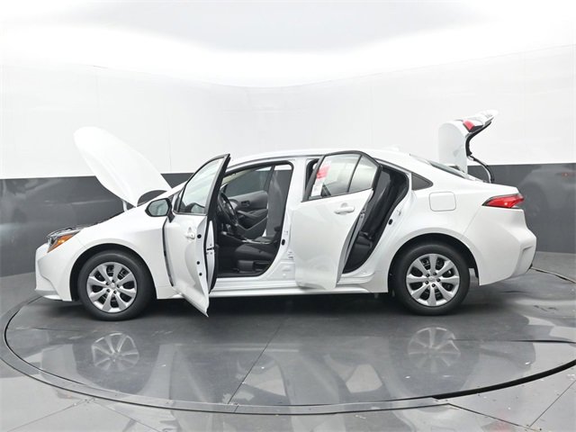 New 2026 Toyota Corolla LE image 32