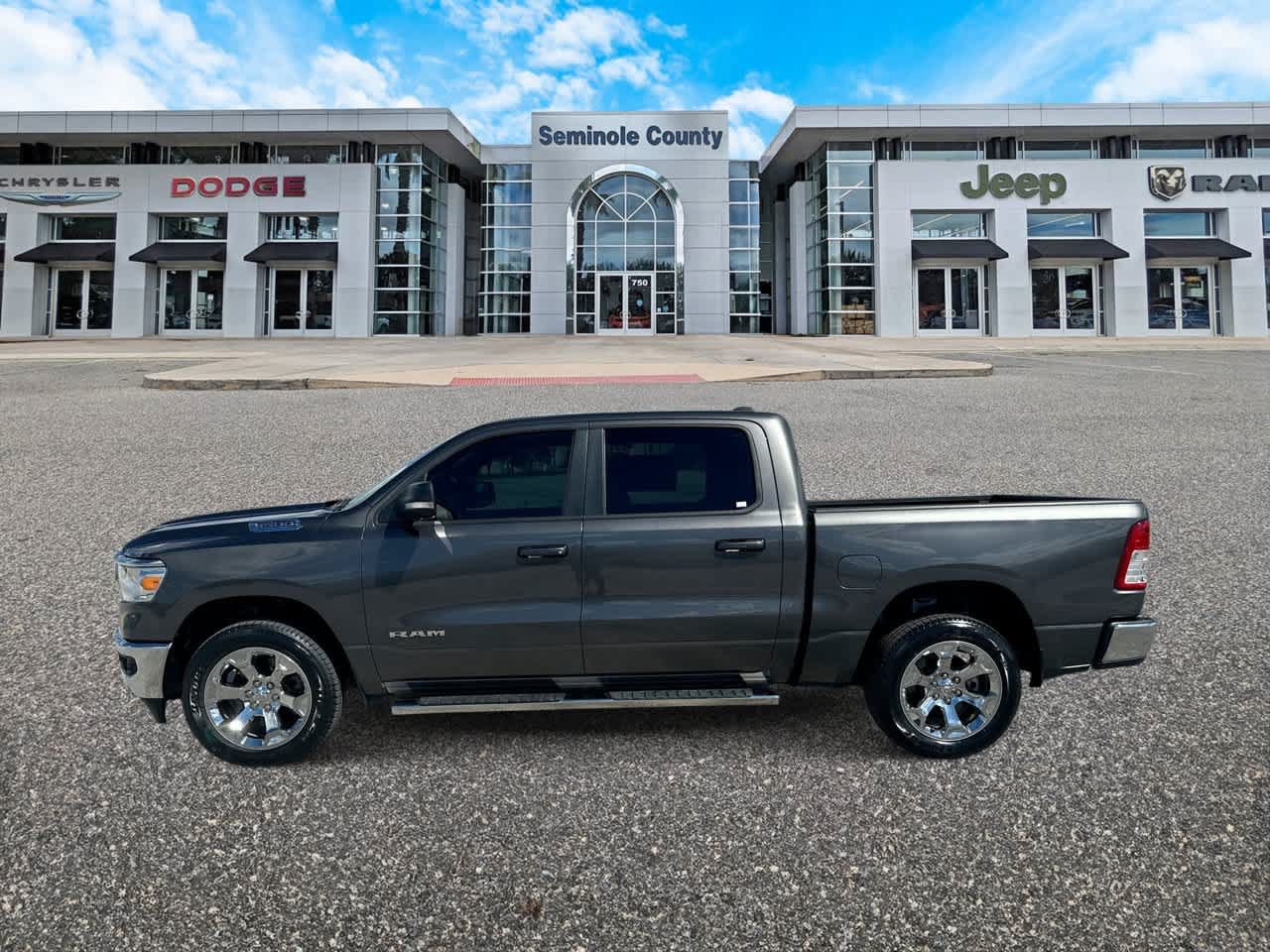 Used 2022 RAM 1500 Big Horn AWD/4WD image 5
