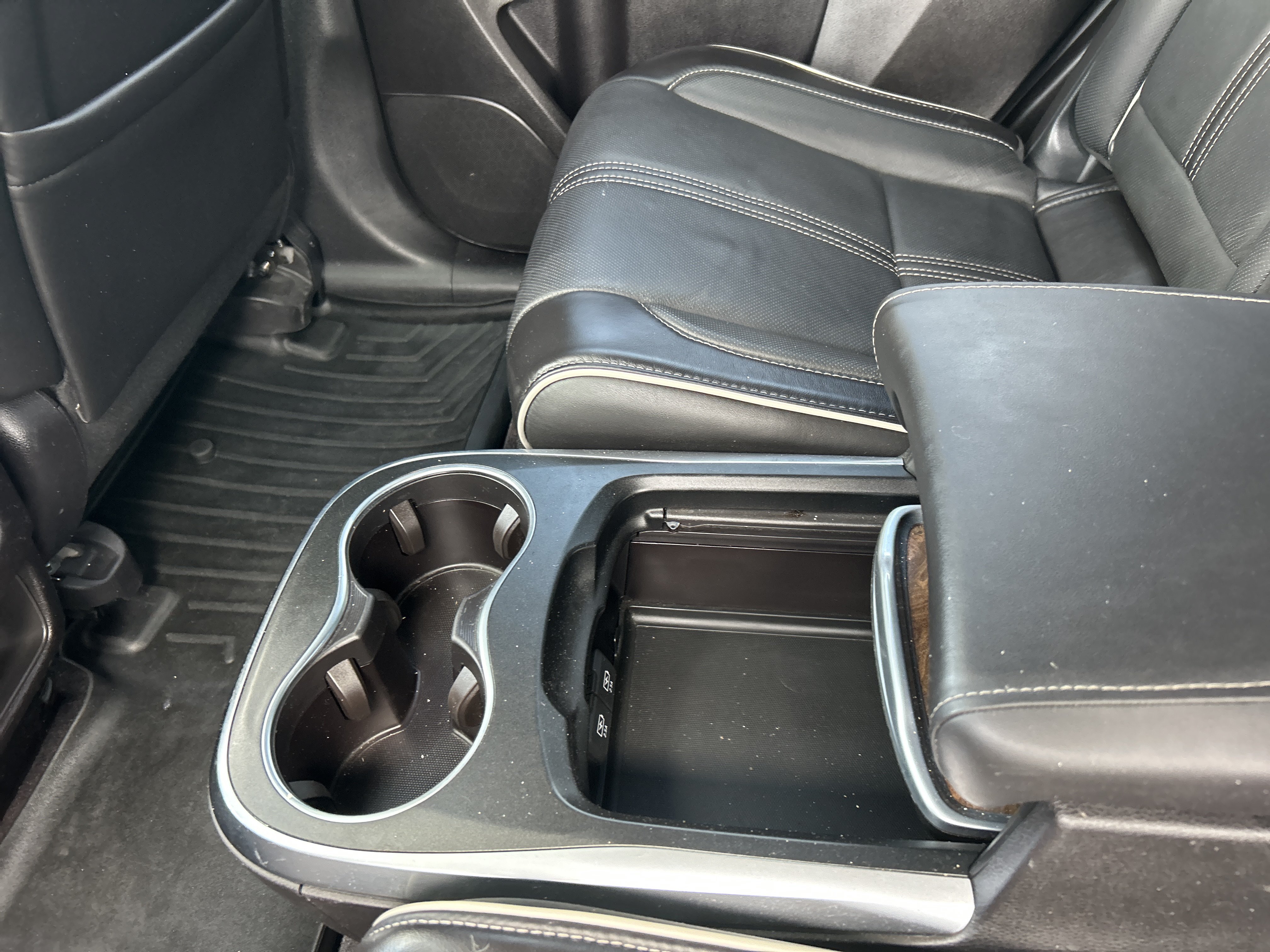 Used 2019 Acura MDX w/ Advance Package AWD/4WD image 27