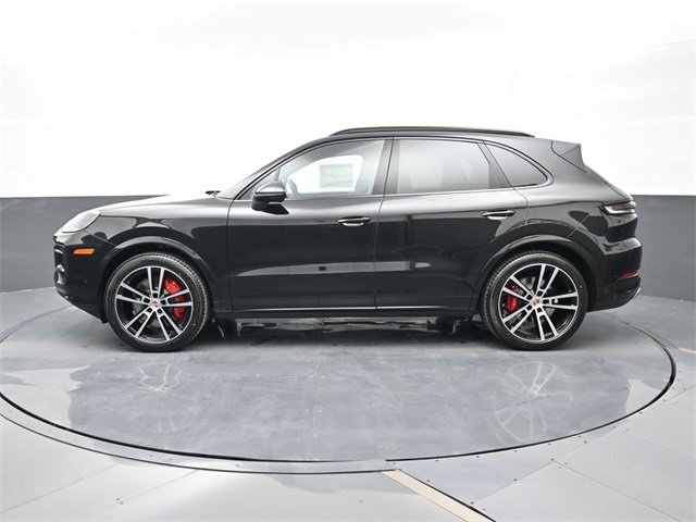 New 2026 Porsche Cayenne S image 2
