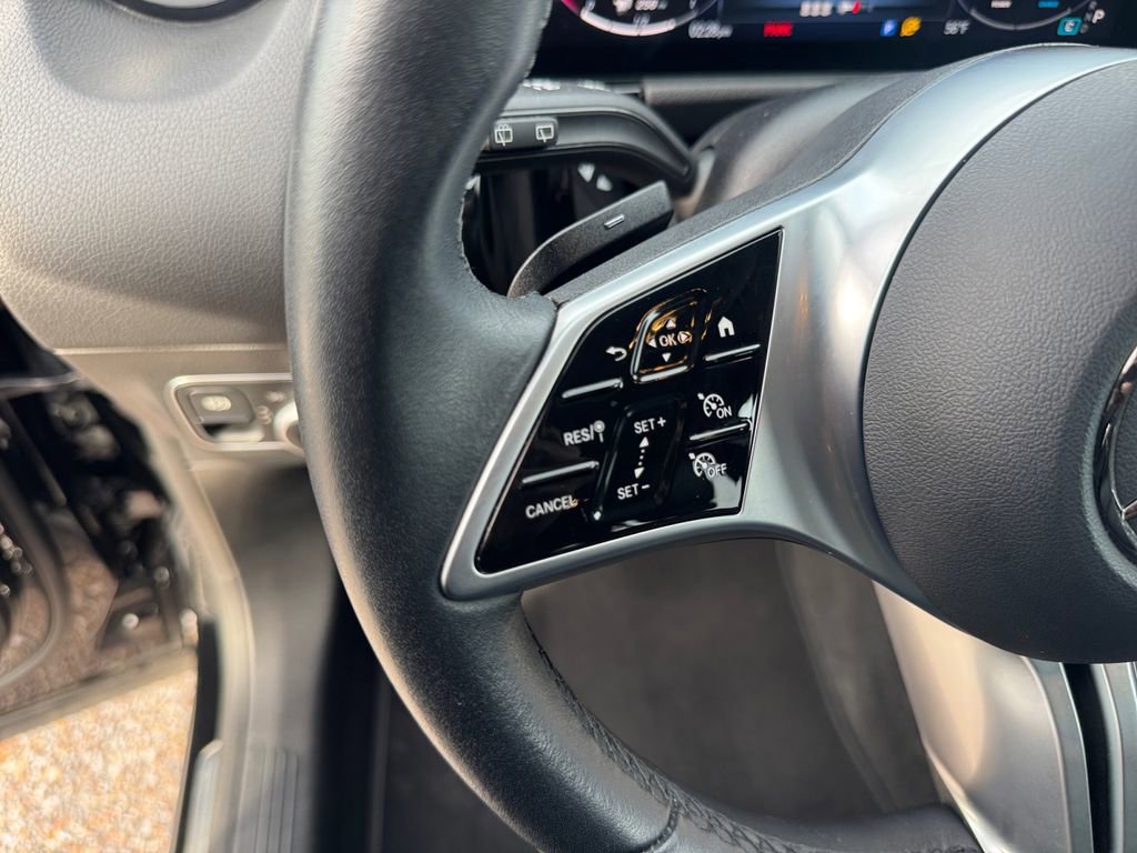 Certified 2025 Mercedes-Benz GLA 250 image 18