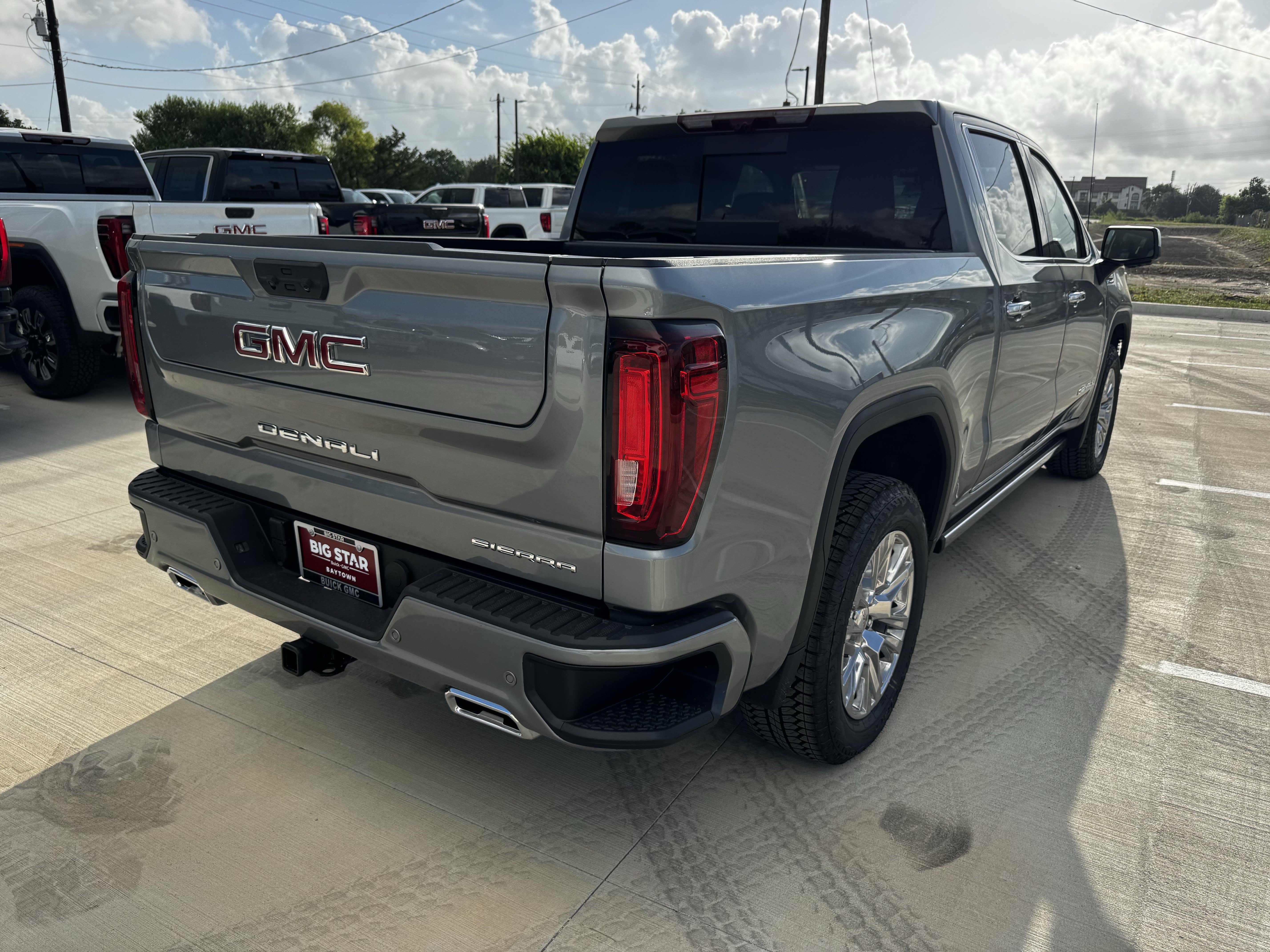 New 2026 GMC Sierra 1500 Denali w/ Technology Package AWD/4WD image 6