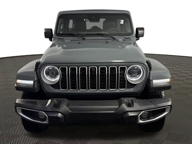 Used 2024 Jeep Wrangler Sahara w/ Technology Group video 2