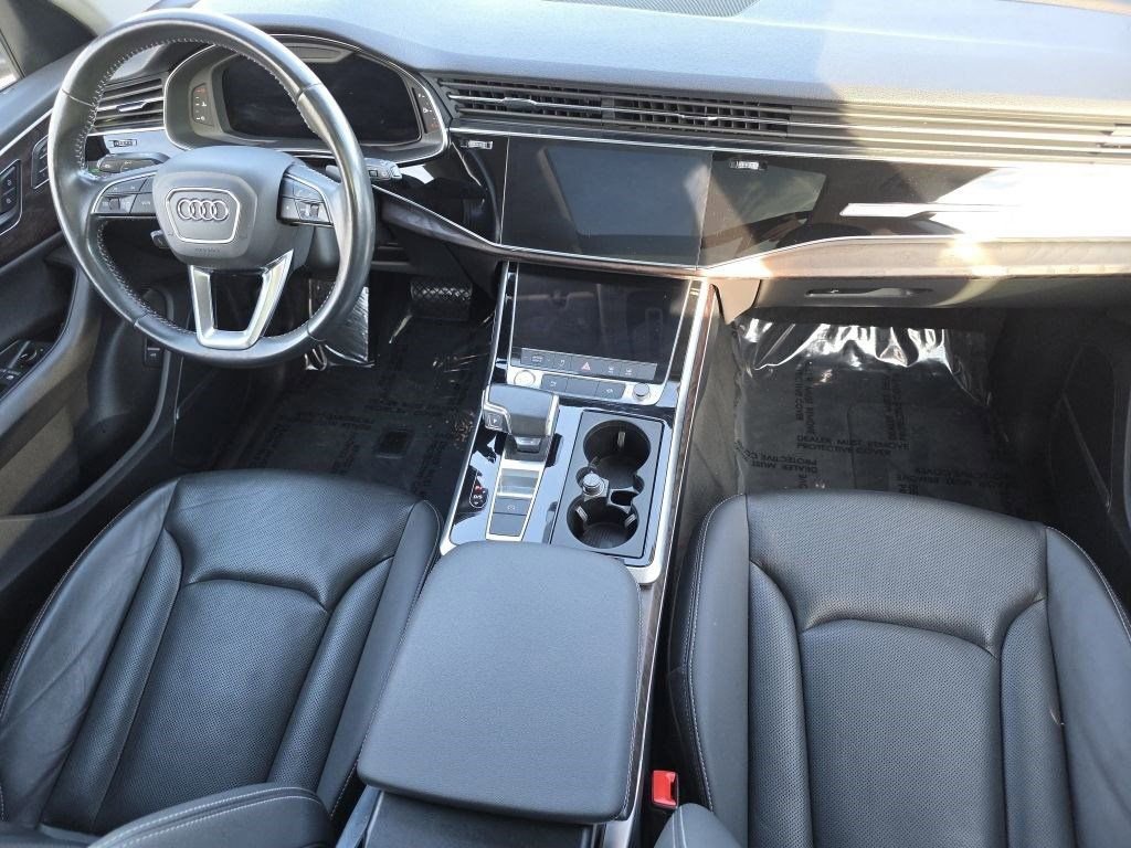 Used 2020 Audi Q8 Premium Plus w/ Premium Plus Package image 2
