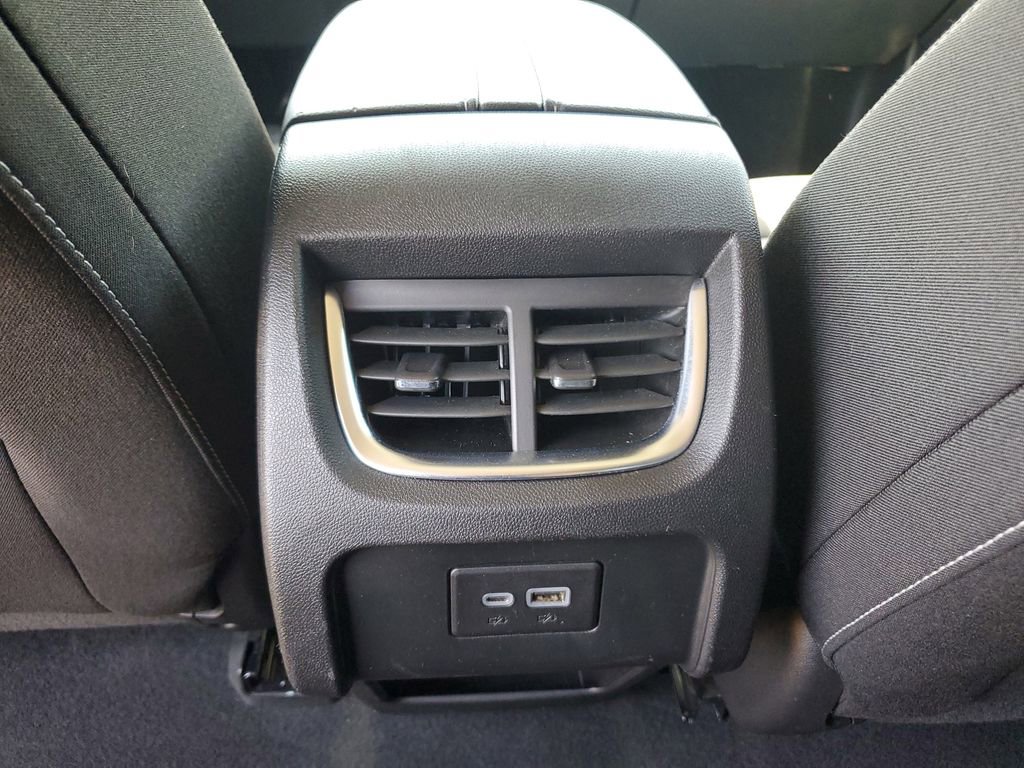 Used 2025 Chevrolet Blazer LT FWD image 12