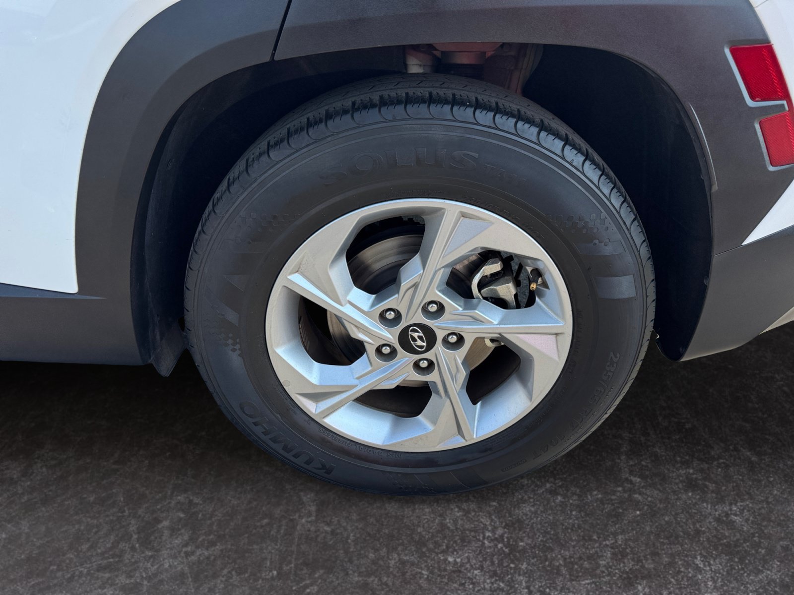 Used 2023 Hyundai Tucson SEL FWD image 14