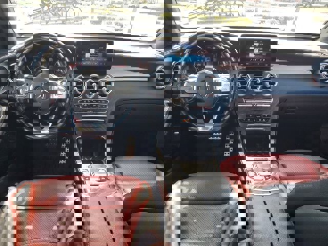 Used 2022 Mercedes-Benz GLC 300 4MATIC Coupe image 15