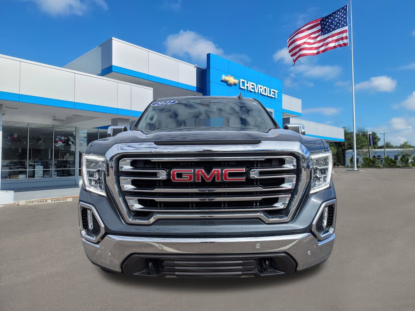 Used 2022 GMC Sierra 1500 SLT w/ SLT Premium Plus Package image 2