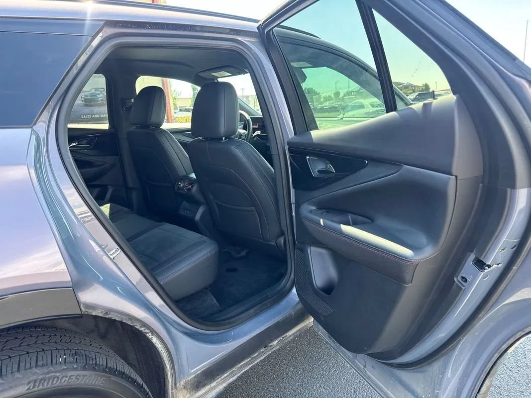 Used 2024 Chevrolet Blazer EV RS AWD/4WD image 44