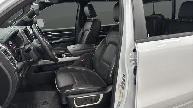 Used 2023 RAM 1500 Laramie AWD/4WD image 9