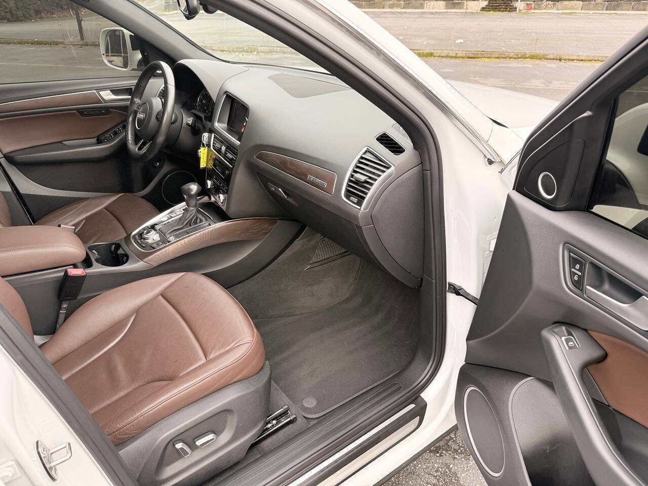 Used 2015 Audi Q5 3.0T Premium Plus image 32