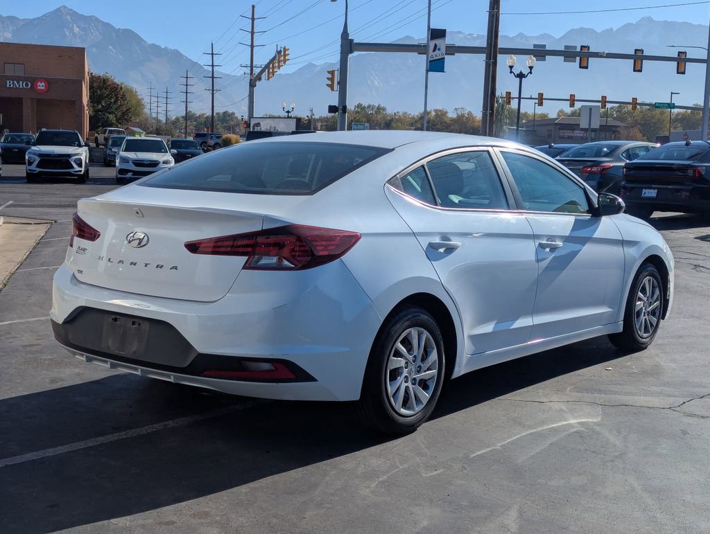 Used 2019 Hyundai Elantra SE w/ Cargo Package image 4