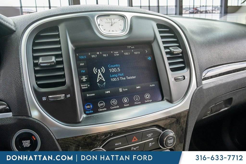 Used 2018 Chrysler 300 Limited w/ Safetytec Plus Group RWD image 7