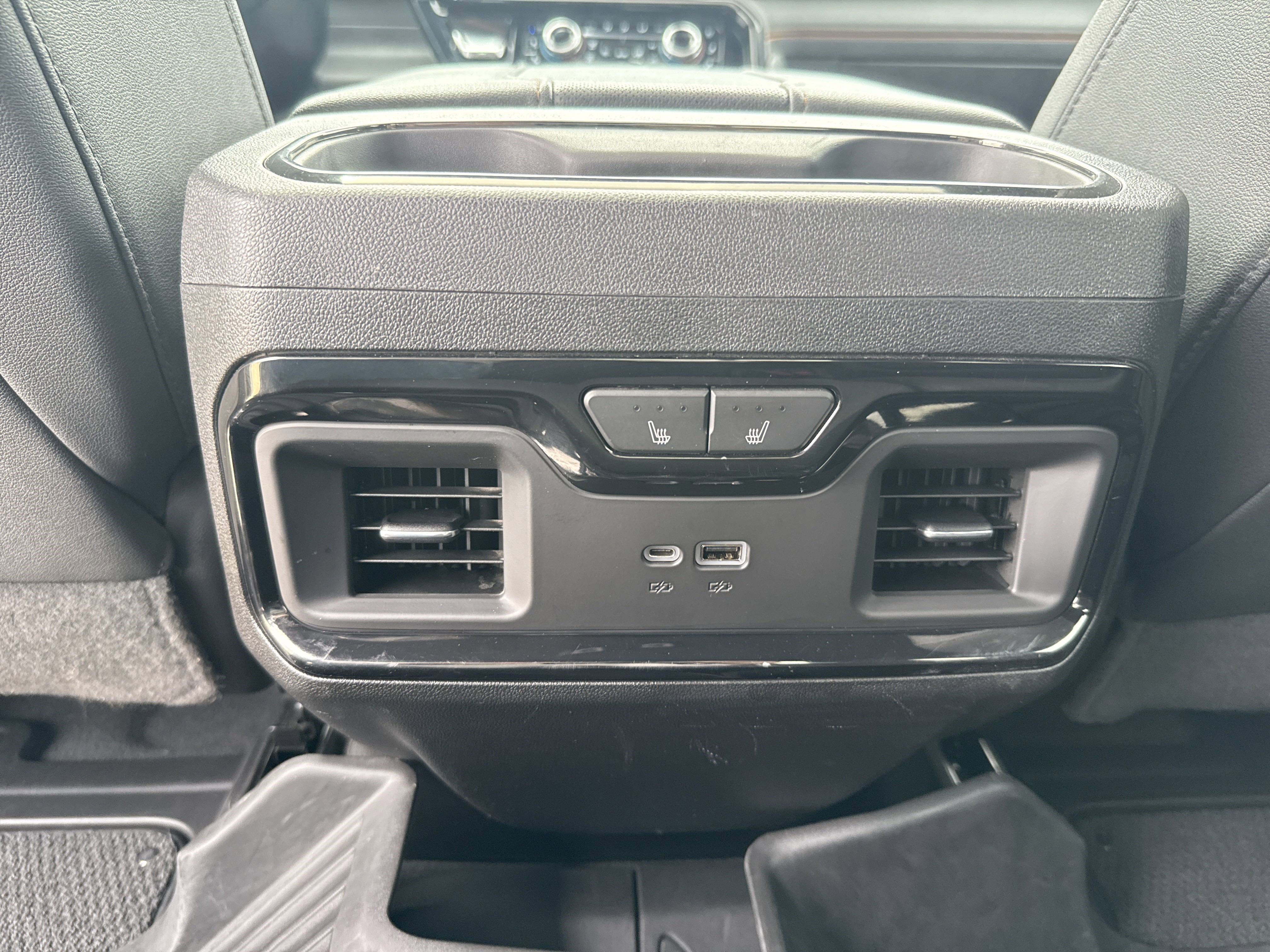 Used 2023 GMC Sierra 1500 AT4 w/ AT4 Premium Package AWD/4WD image 13
